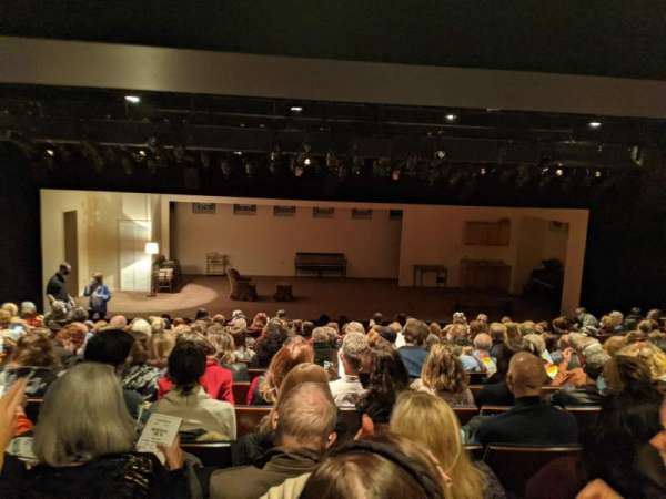 Stage 1 at the New York City Center, bloc: Center, rangée: M, place: 102