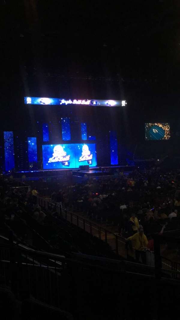 The O2, London, bloc: 104, rangée: L, place: 140
