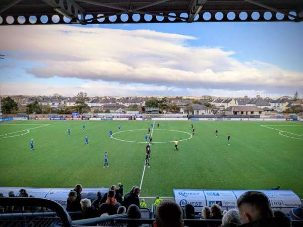 Links Park, bloc: Main