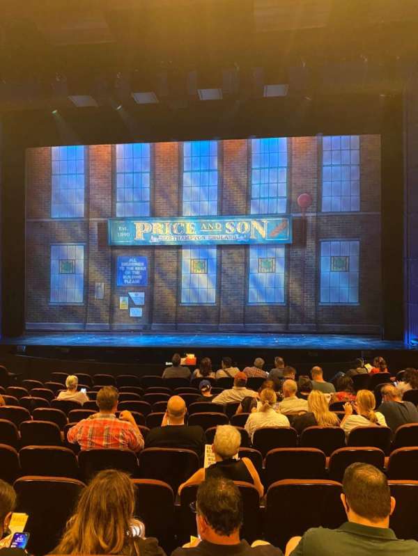 Stage 42, bloc: Orchestra C, rangée: L, place: 105