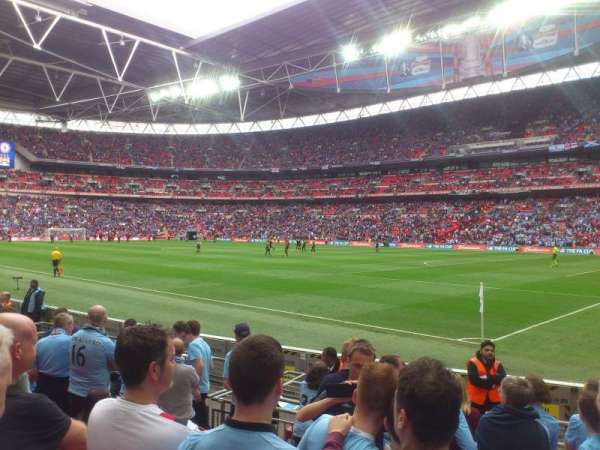 Wembley Stadium, bloc: 140, rangée: 8