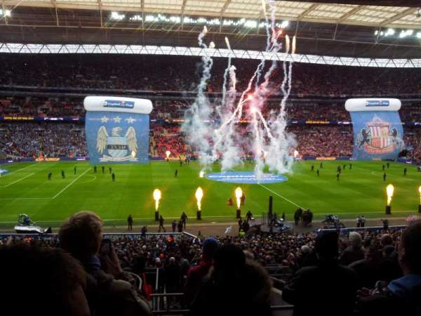 Wembley Stadium, bloc: 124, rangée: 42, place: 45