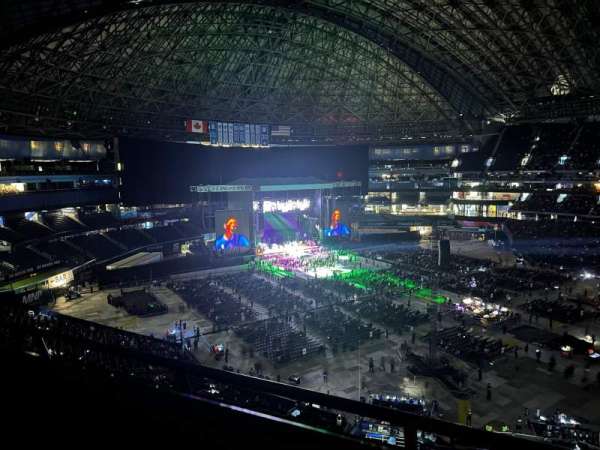 Rogers Centre, bloc: 532, rangée: 2, place: 4
