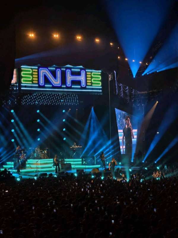 Ziggo Dome, bloc: 109, rangée: 1, place: 335