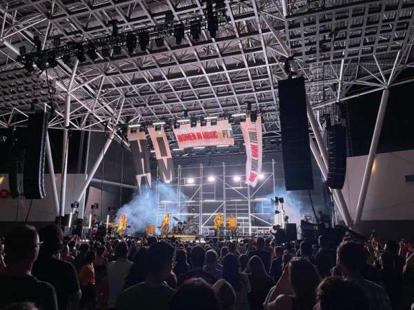 BMO Pavilion, bloc: 2, rangée: T, place: 19