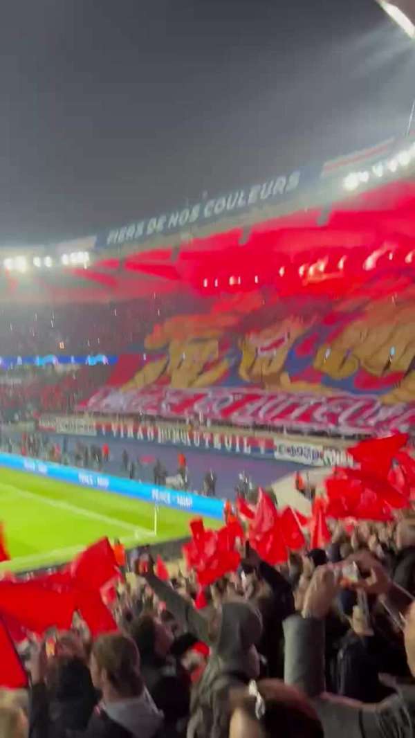 Parc des Princes, bloc: 107, rangée: 16, place: 79