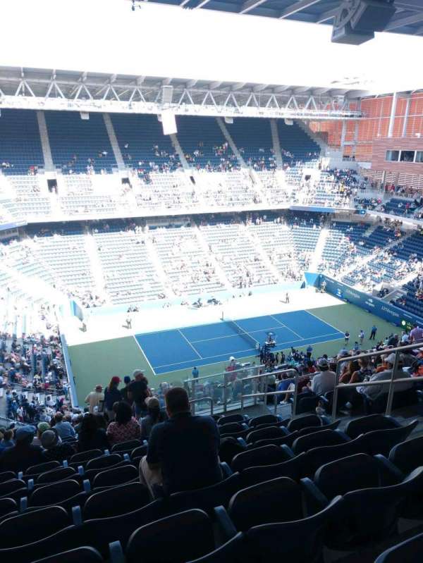 Louis Armstrong Stadium, bloc: GA West, rangée: U, place: 6