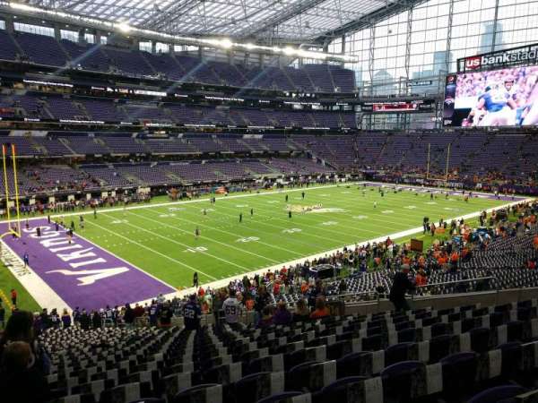U.S. Bank Stadium, bloc: 114, rangée: 34, place: 18