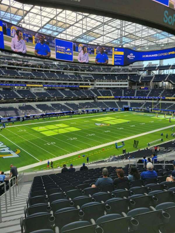 SoFi Stadium, bloc: 240, rangée: 16, place: 12
