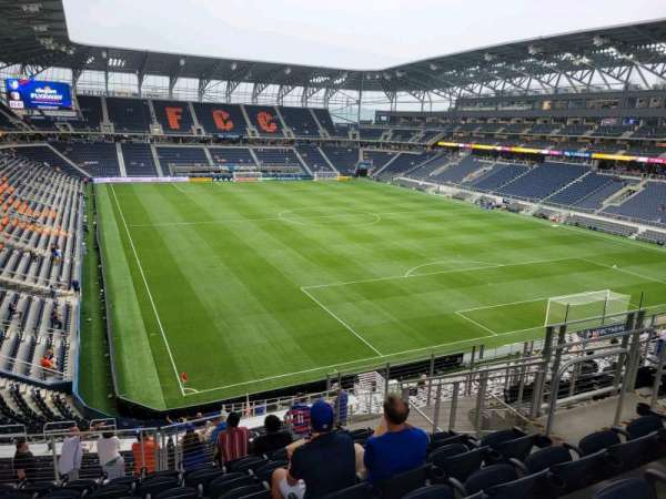 TQL Stadium, bloc: 211, rangée: 9, place: 9