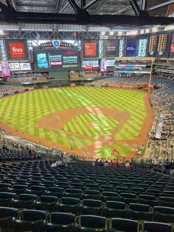 Chase Field, bloc: 318, rangée: 27, place: 10