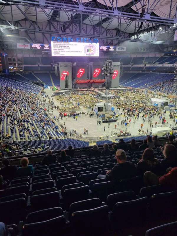 Ford Field, bloc: 215, rangée: 10, place: 16