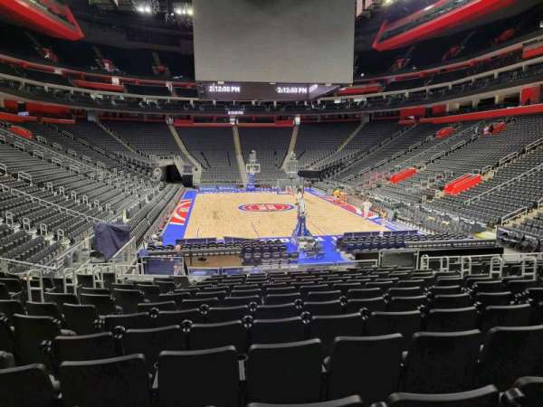 Little Caesars Arena, bloc: 103, rangée: 13, place: 10