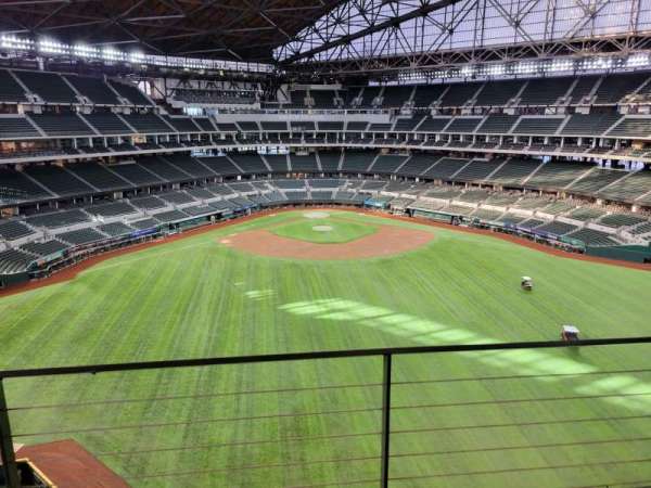 Globe Life Field, bloc: 239, rangée: 2, place: 10