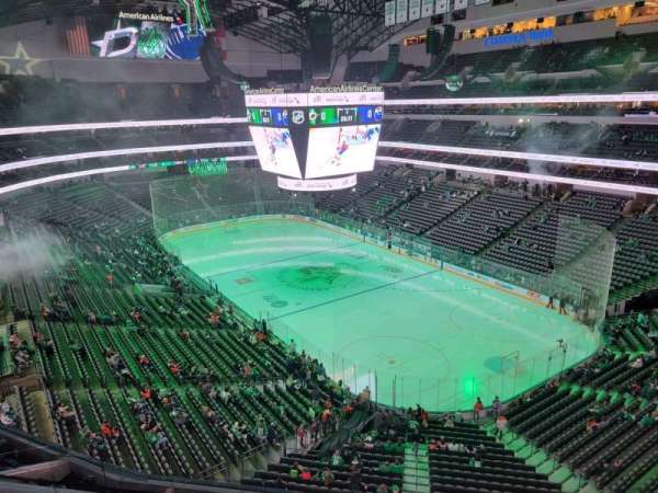 American Airlines Center, bloc: 321, rangée: b, place: 14