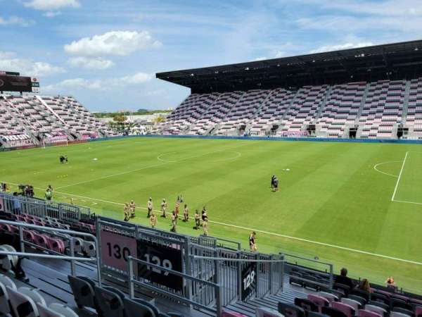Chase Stadium, bloc: 129, rangée: 15, place: 15