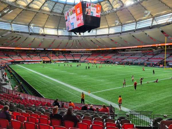 BC Place, bloc: 233, rangée: p, place: 102