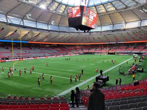 BC Place, bloc: 222, rangée: t, place: 101