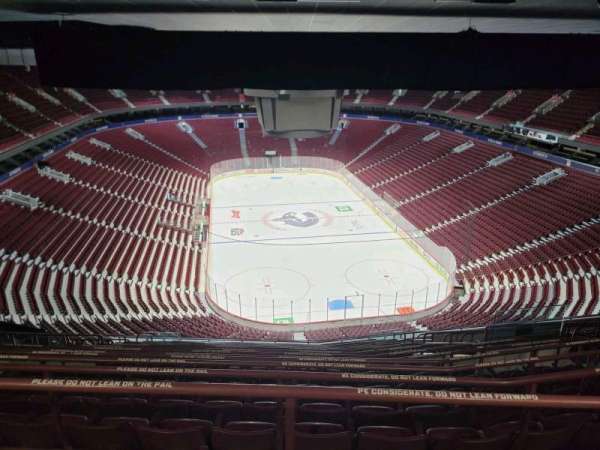 Rogers Arena, bloc: E400, rangée: wc, place: 11