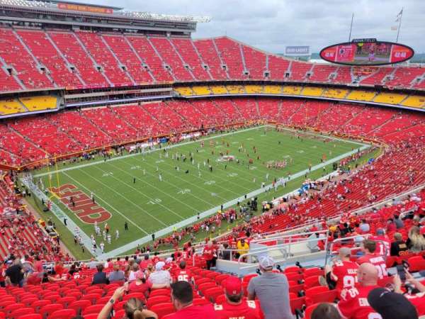 Arrowhead Stadium, bloc: 307, rangée: 25, place: 8