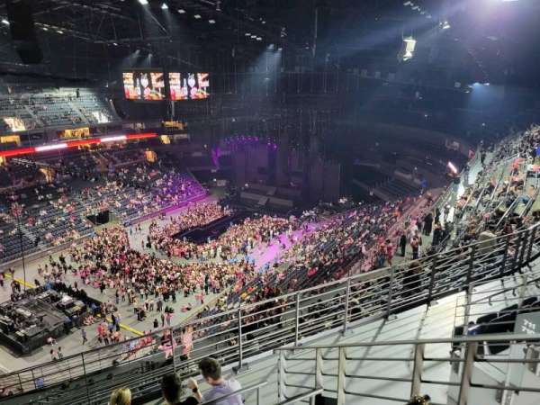 LANXESS arena, bloc: 711, rangée: 5, place: 17