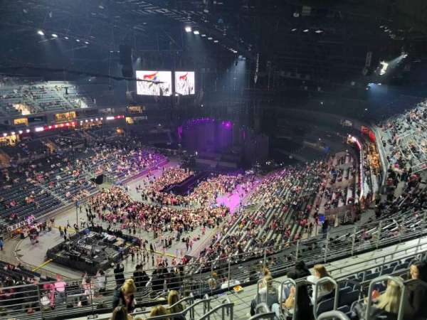 LANXESS arena, bloc: 713, rangée: 7, place: 3