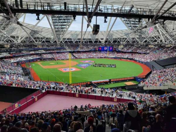 London Stadium, bloc: 225, rangée: 63, place: 780