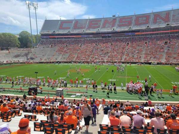 Memorial Stadium, Clemson, bloc: q, rangée: gg, place: 4