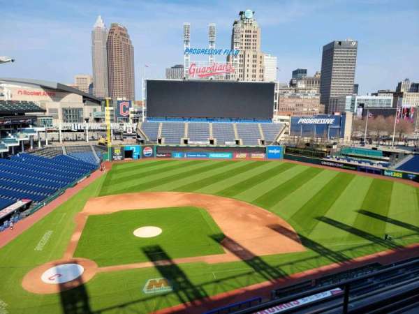Progressive Field, bloc: 448, rangée: c, place: 8