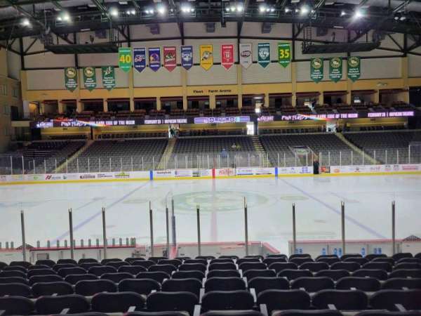 Fleet Farm Arena, bloc: 113, rangée: L, place: 11