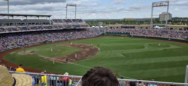 Charles Schwab Field, bloc: 302, rangée: E, place: 6