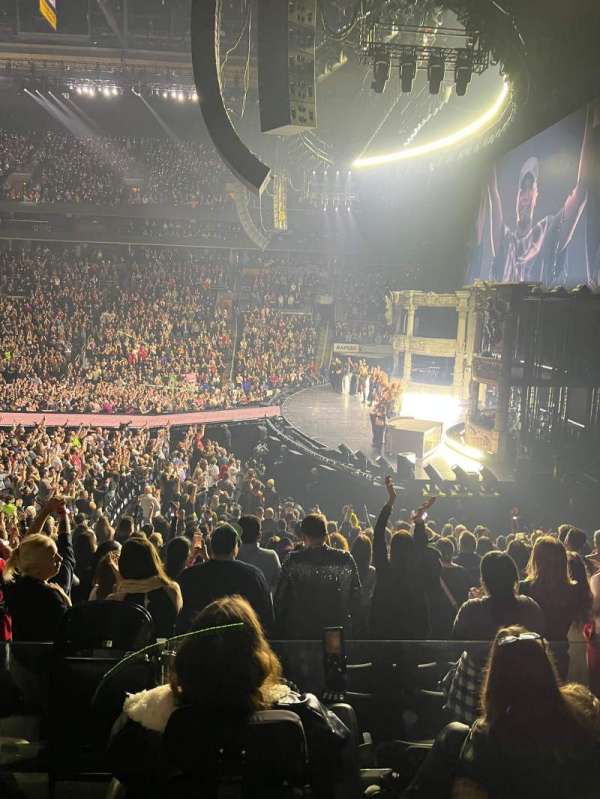 TD Garden, bloc: 107, rangée: A, place: 6
