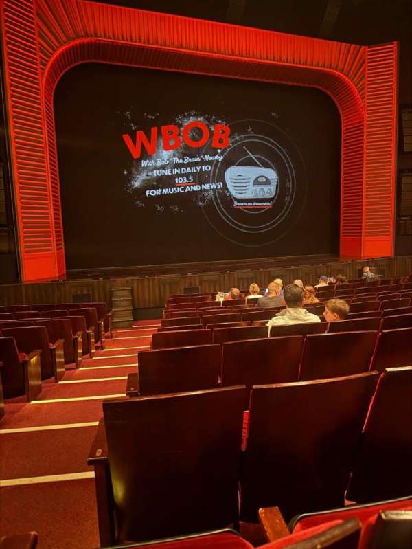 Marquis Theatre, bloc: Orchestra C, rangée: M, place: 101