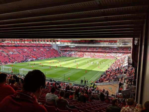 Anfield, bloc: 208, rangée: 61, place: 4