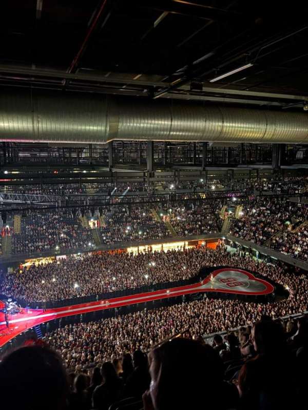 Ziggo Dome, bloc: 213, rangée: 13, place: 425
