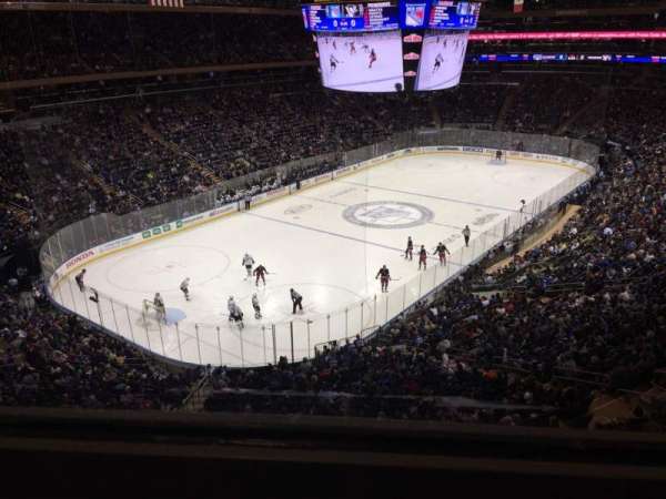 Madison Square Garden, bloc: 419, rangée: 1, place: 16