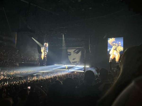 The O2, London, bloc: 111, rangée: L, place: 33