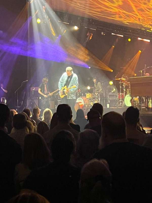 Ryman Auditorium, bloc: MF-2, rangée: N, place: 4
