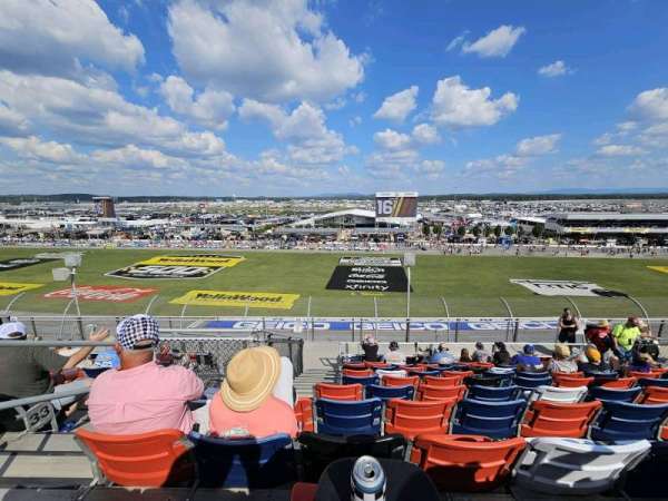 Talladega Superspeedway, bloc: G, rangée: 36, place: 15