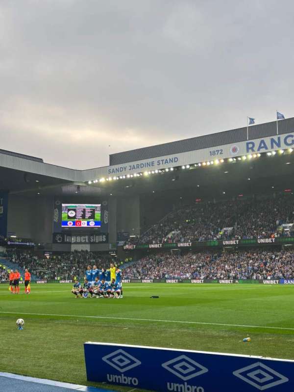 Ibrox Stadium, bloc: SE3, rangée: C, place: 91