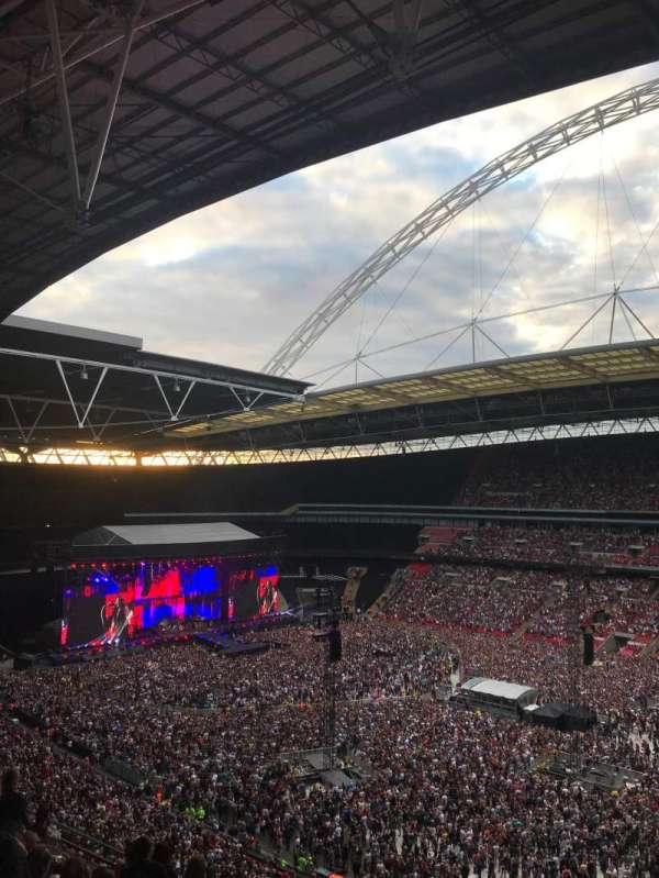 Wembley Stadium, bloc: 521, rangée: 8