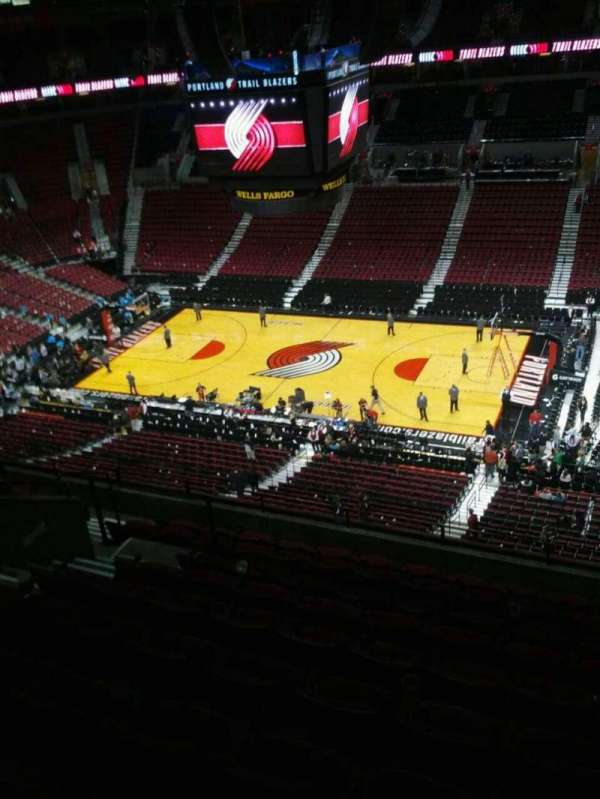 Moda Center, bloc: 333, rangée: k, place: 9