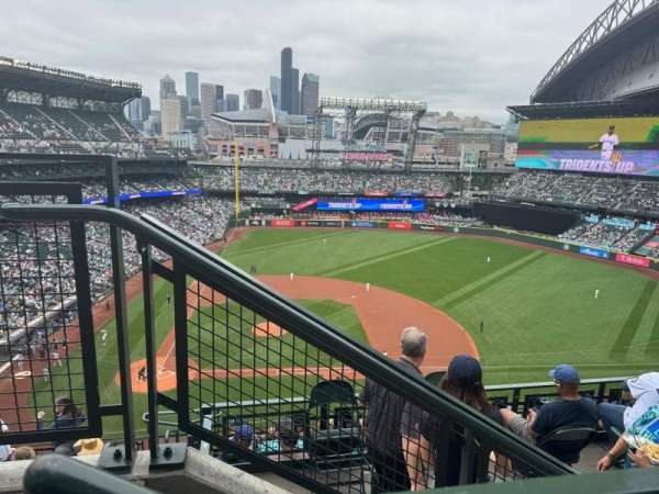 T-Mobile Park, bloc: 323, rangée: 9, place: 24