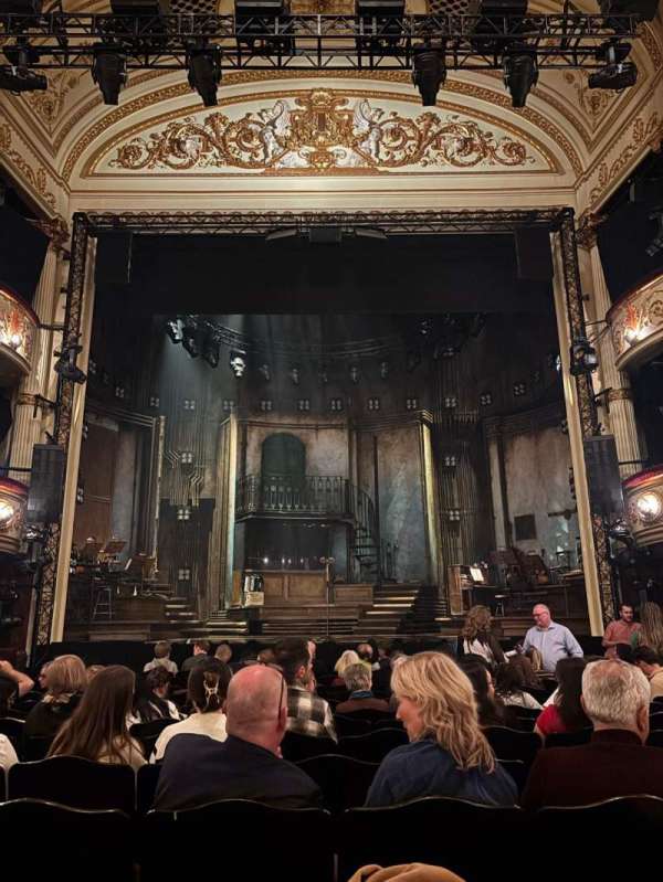 Lyric Theatre, West End, bloc: Stalls, rangée: P, place: 14