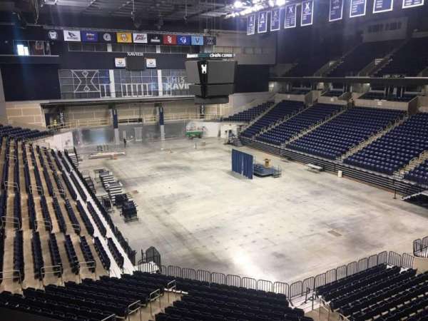 Cintas Center, bloc: 203, rangée: B, place: 7