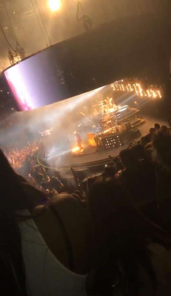 The O2, London, bloc: H, rangée: T, place: 403