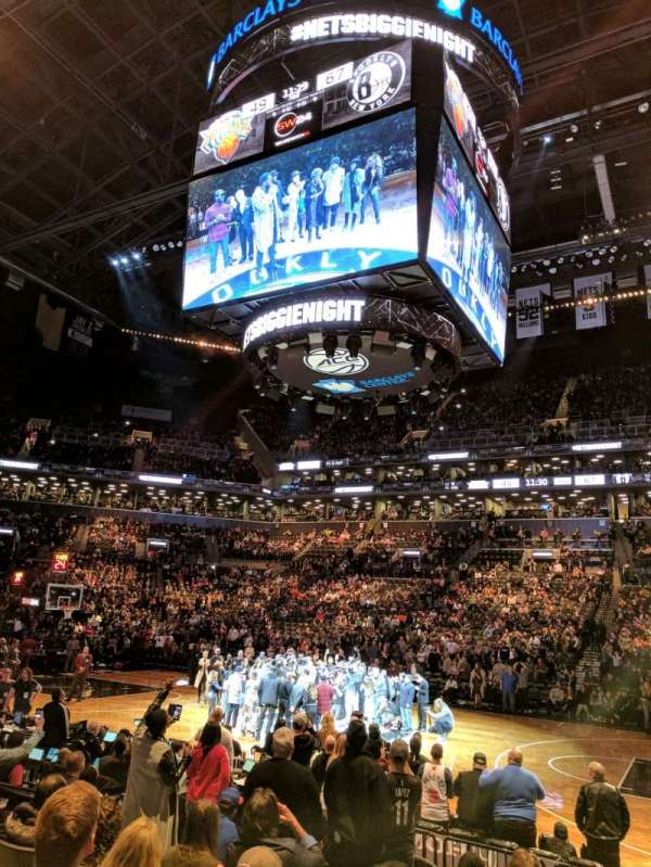 Barclays Center, bloc: 9, rangée: 8