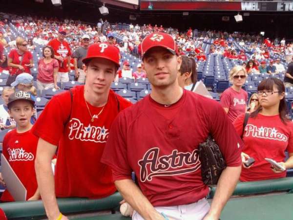 Citizens Bank Park, bloc: 136, rangée: 2, place: 12