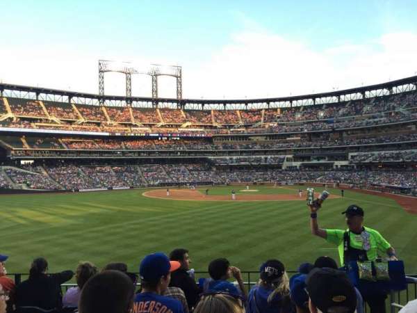 Citi Field, bloc: 136, rangée: 5, place: 3