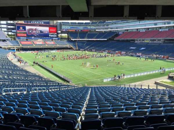 Gillette Stadium, bloc: 102, rangée: 38, place: 12